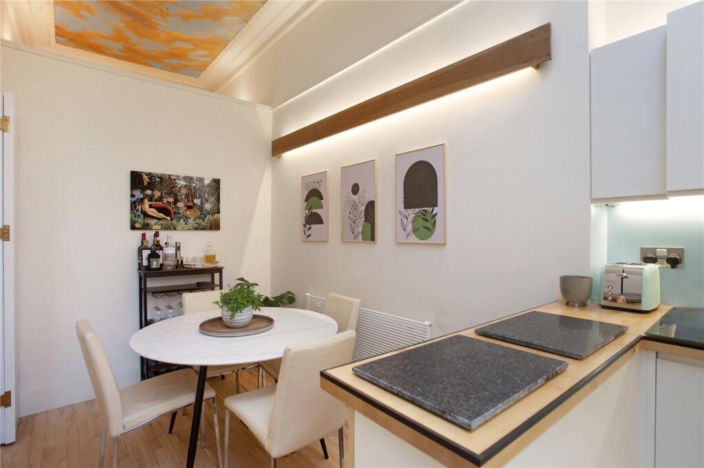 Kitchen/Dining
