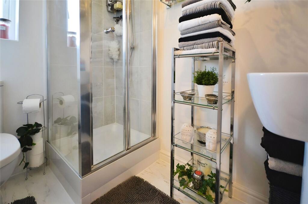 Ensuite Shower Room