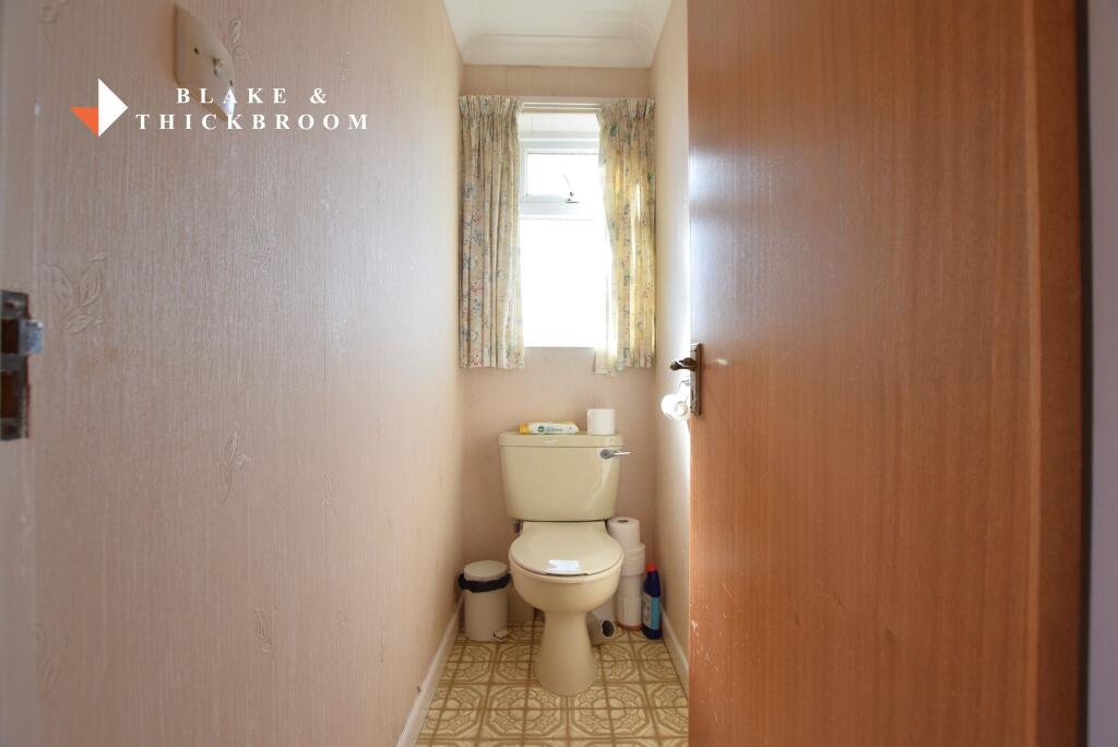 SEPARATE WC