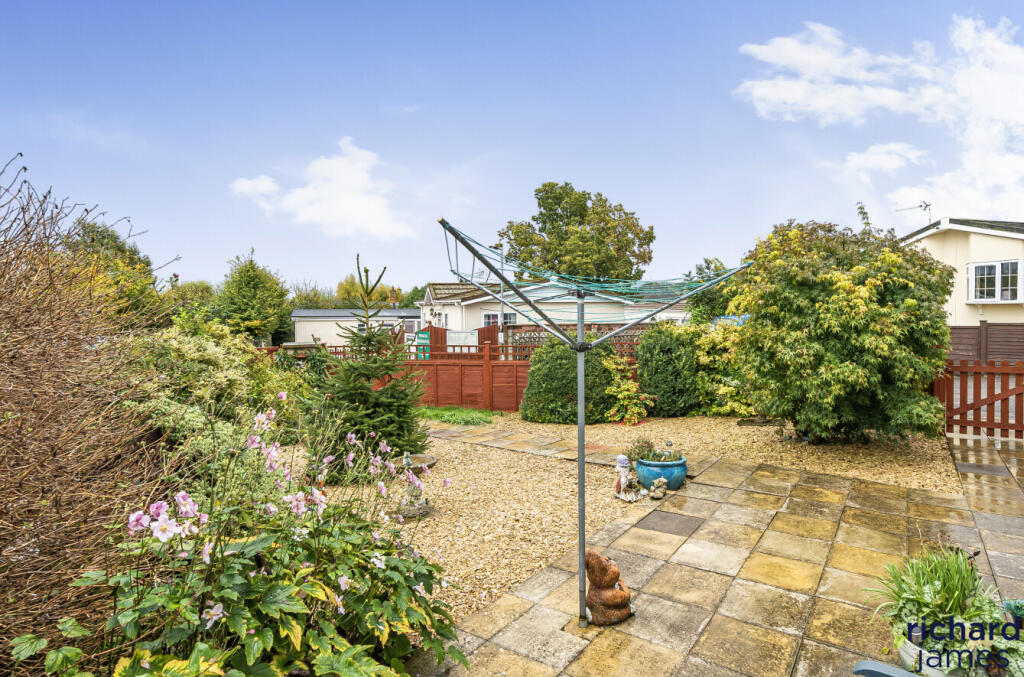 24d77559-4733-499...