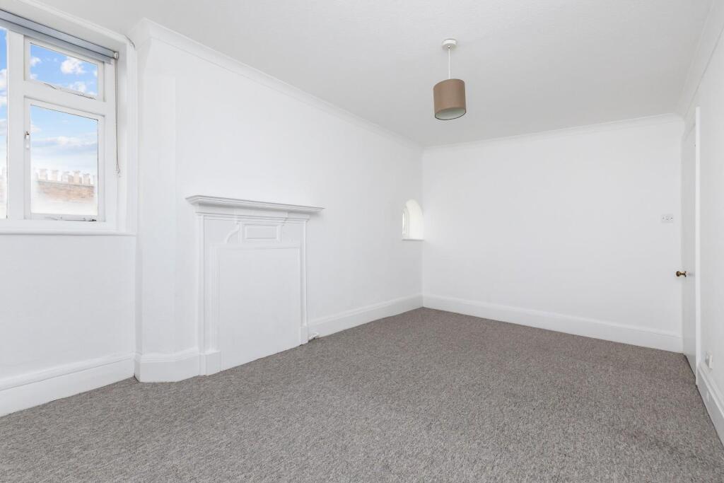 Flat 18-8.jpg