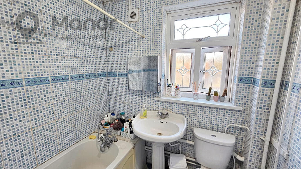 WhatsApp Image 2025-11-19 at 11.34.26 (1)