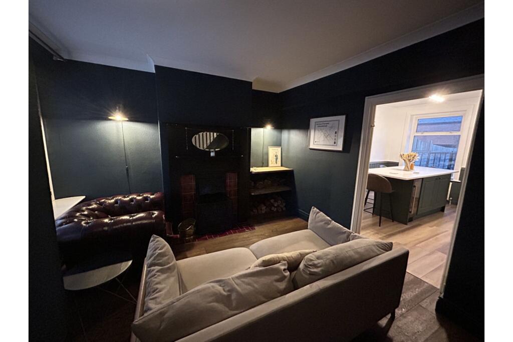 Snug / Sitting Room