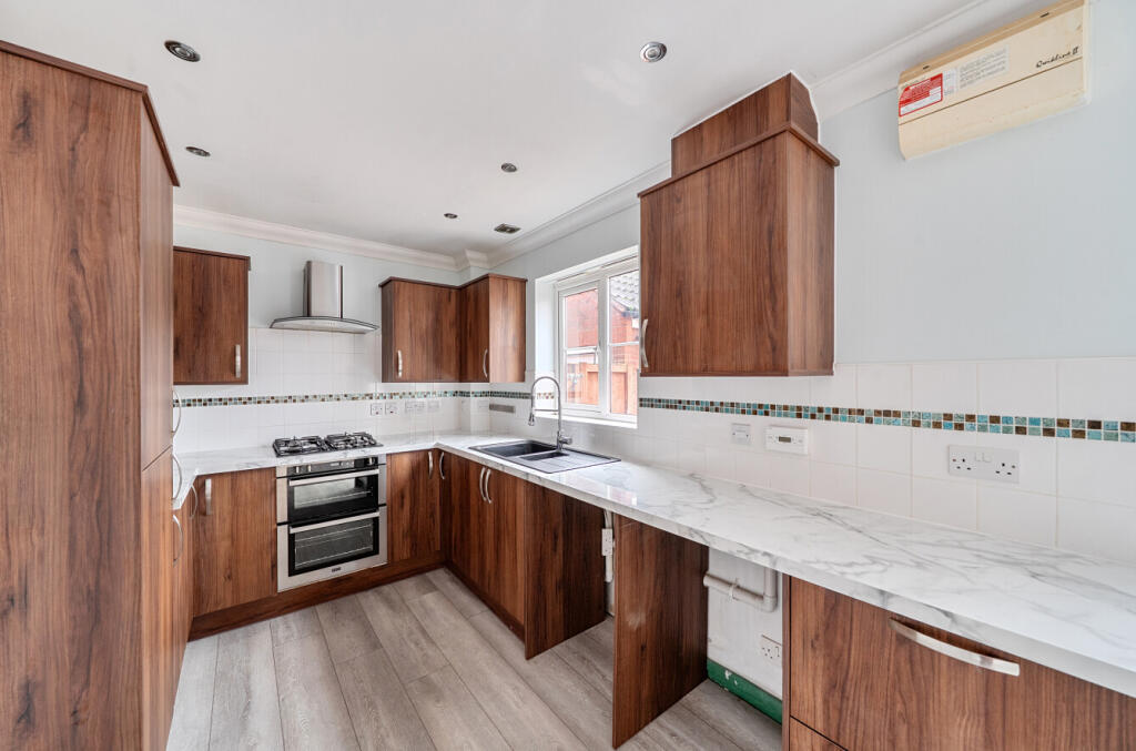 1387639-15-6936ca...