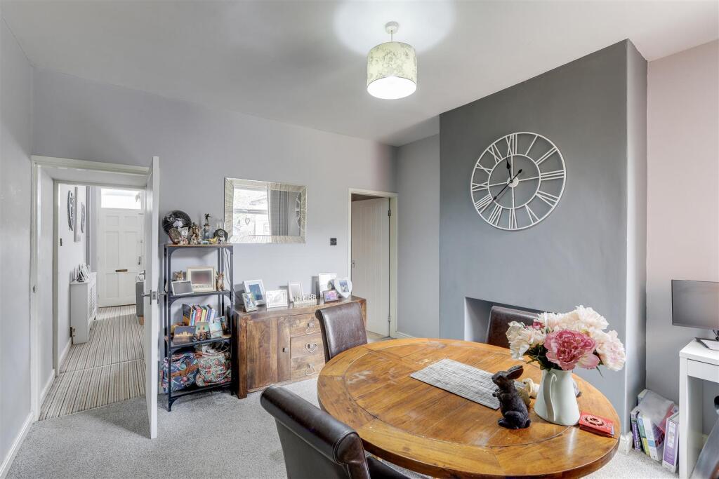 IMG_5948-IMG_5952 copy.jpg