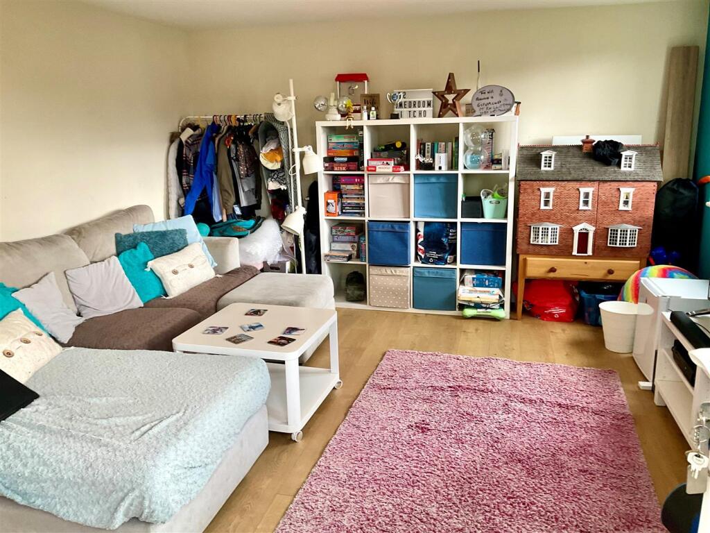 Garden Room pic2.jpg