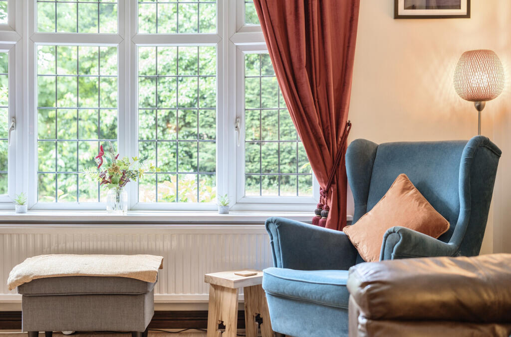 1301832-7-684047b...