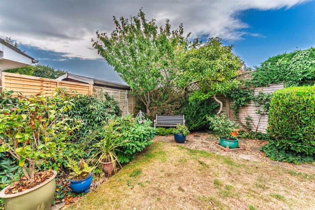 1.14 - rear garden.jpeg