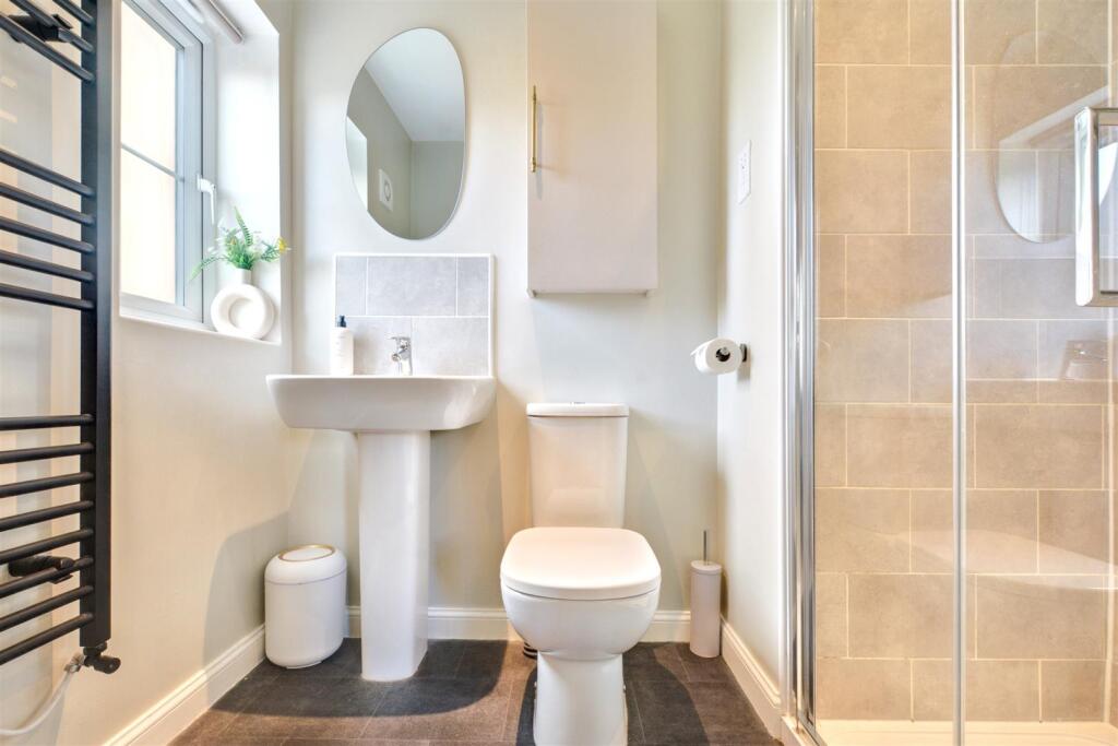 Ensuite_2.jpeg