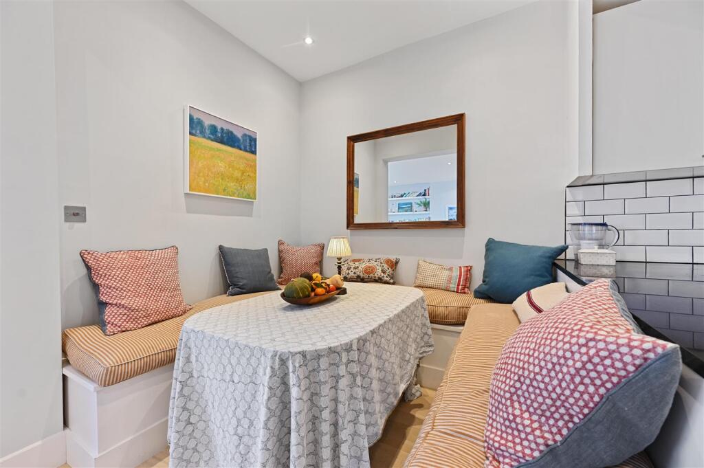 Sinclair Road - Diner