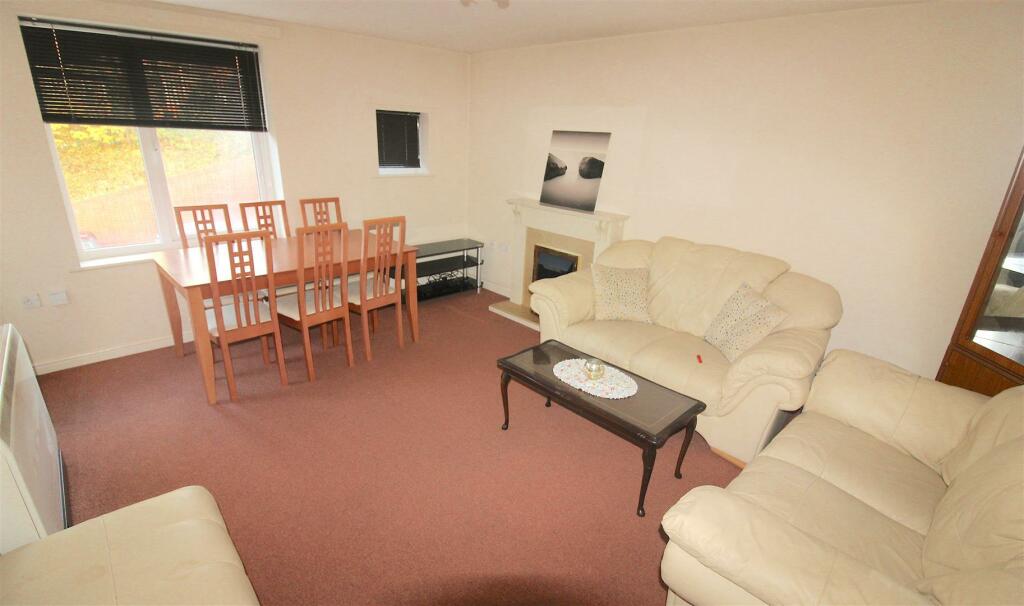 Villiers House - Lounge.jpg