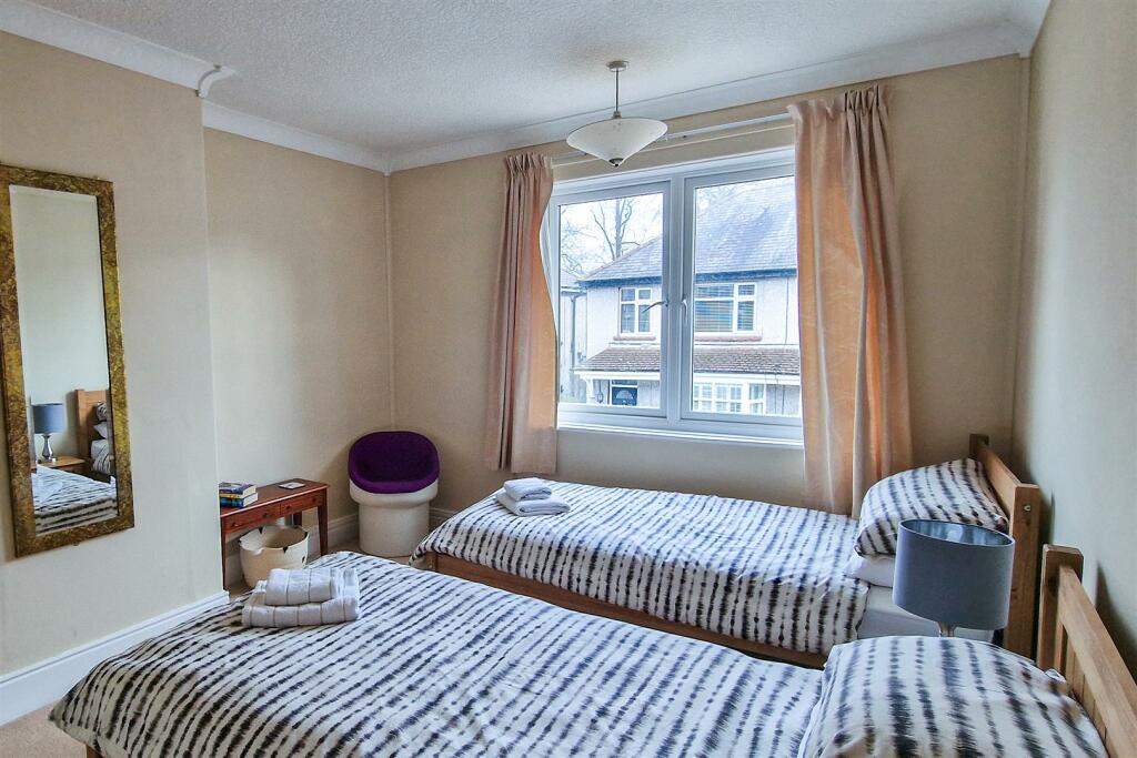 Bedroom 2.jpg