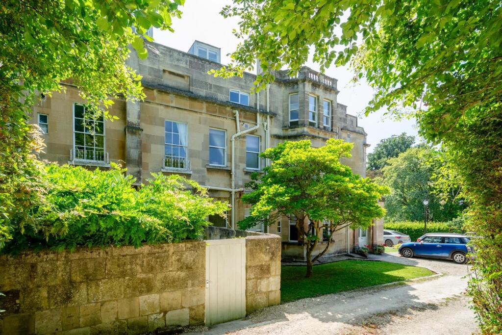 Flat 4, Northfields House BA1 5PR-1.jpg