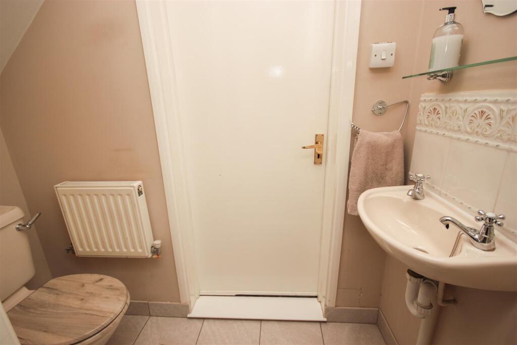 cloakroom.JPG