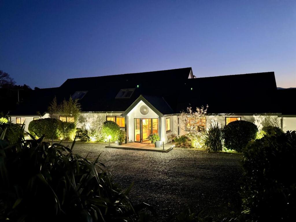 PHOTO-2025-04-22-22-50-34 (6).jpg