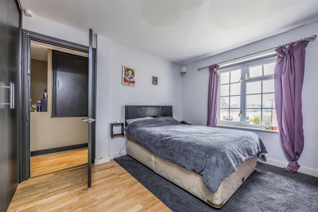 63 Oaklands Road, Havant-Small-PorticoMarketing-Ne