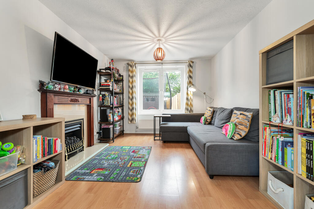 64 Hawkins Rd.JPG