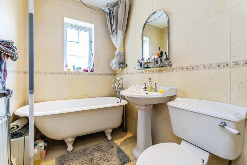 Family bathroom