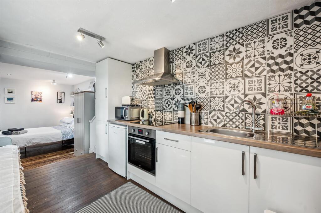 Kitchen - oven and sink.jpg