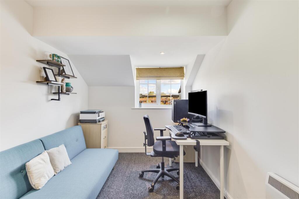 Beaumont House 32-21.jpg