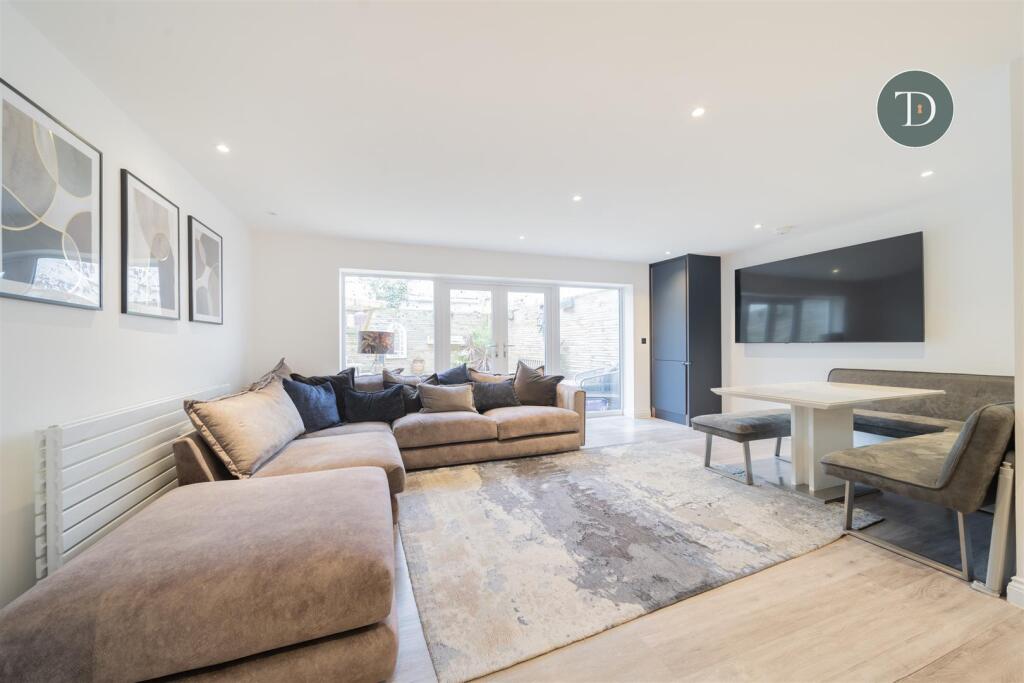 Claughton Firs, Oxton (21).jpg