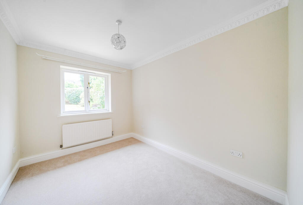 1328770-11-6880b8...