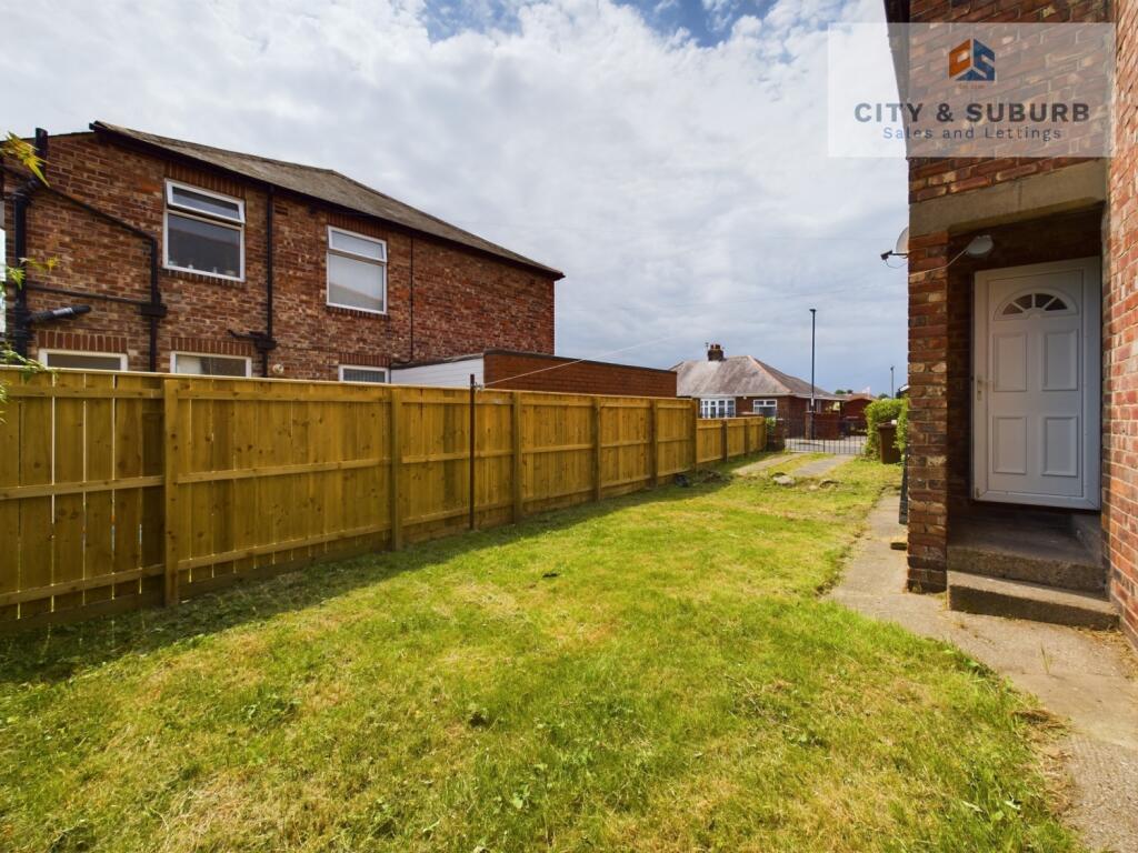 CAM01351G0-PR0096-STILL015