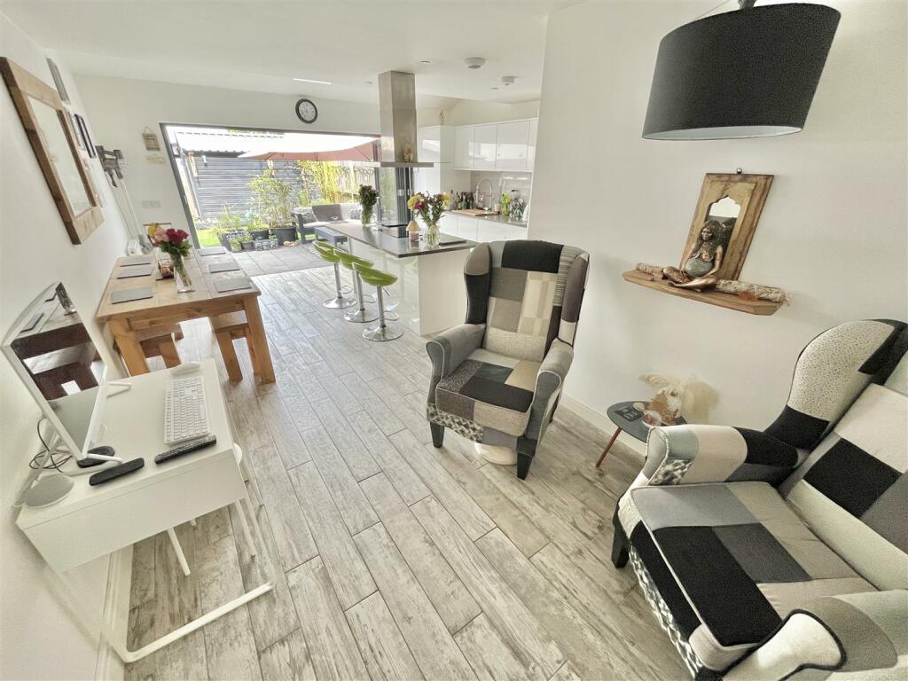 Open Plan Living Dining Kitchen Aspect 2