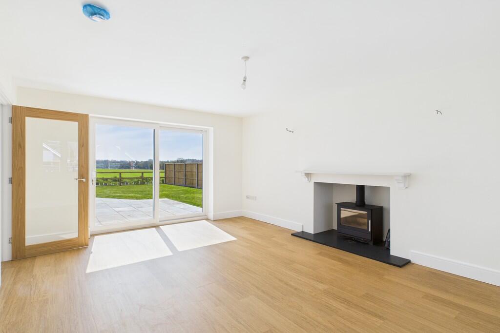 CAM01689G0-PR0460...