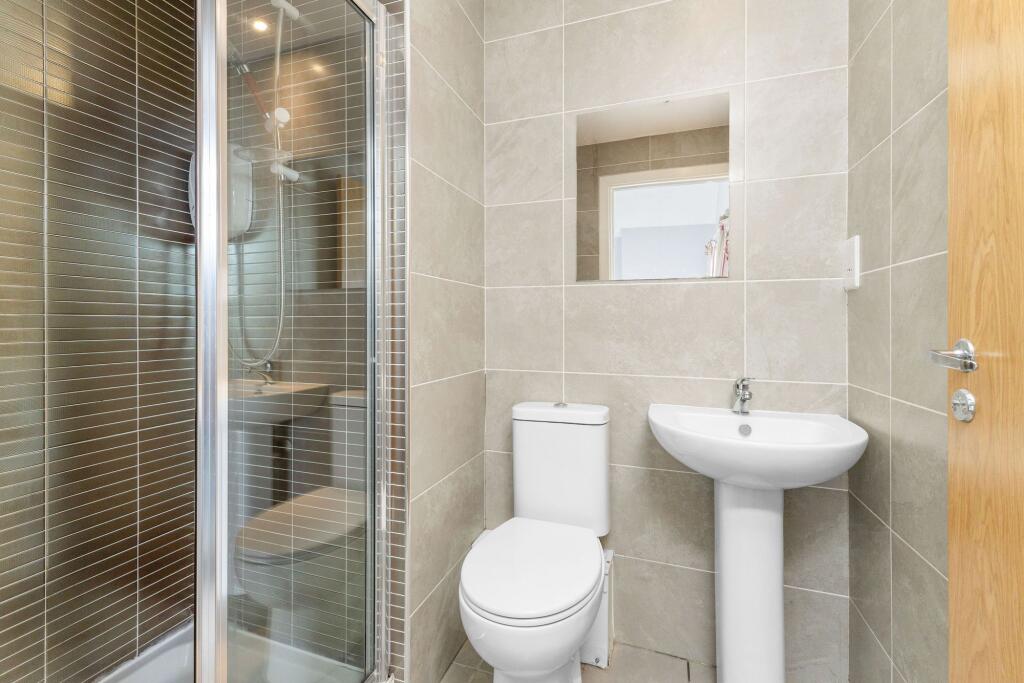 Primary En-suite