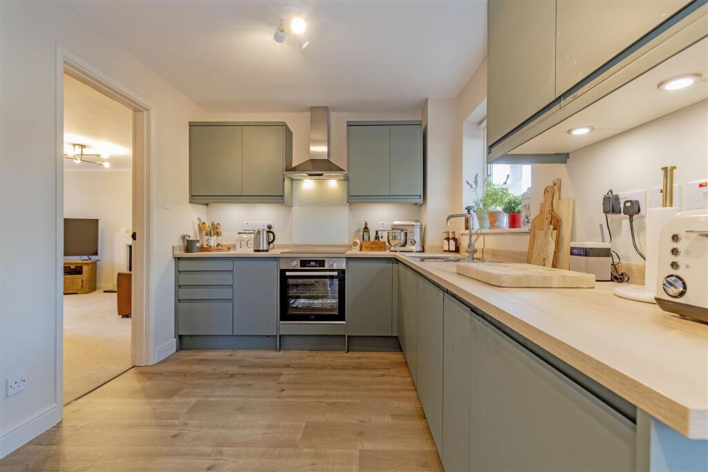 Kitchen-5.jpg