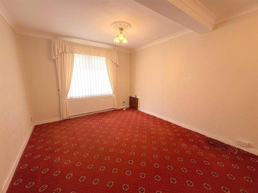 Lounge b.jpg