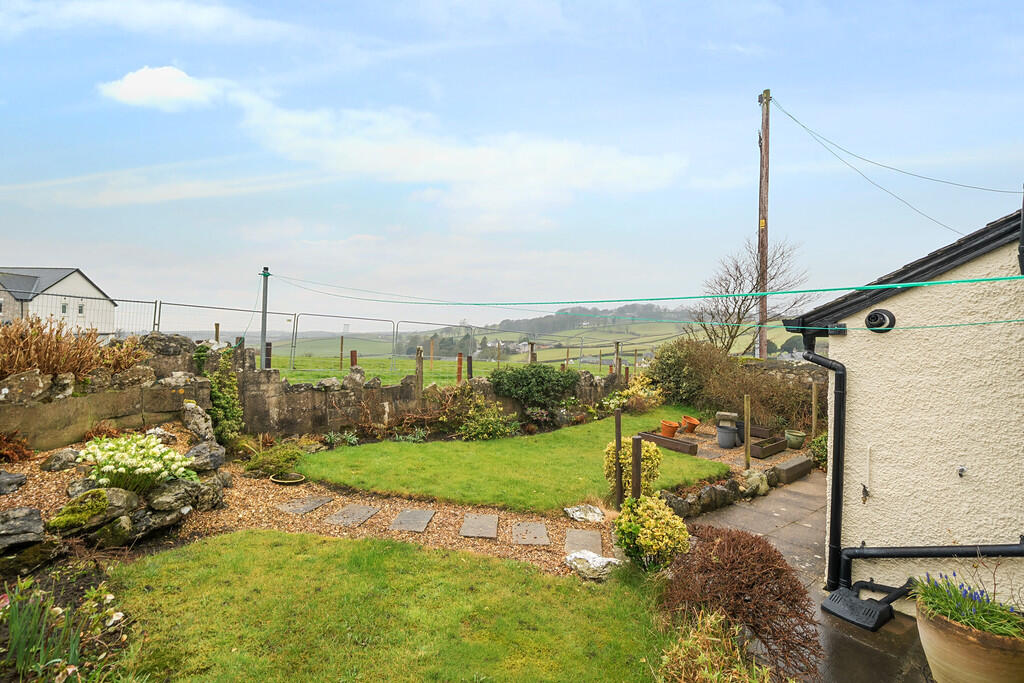 Rear Garden and V...