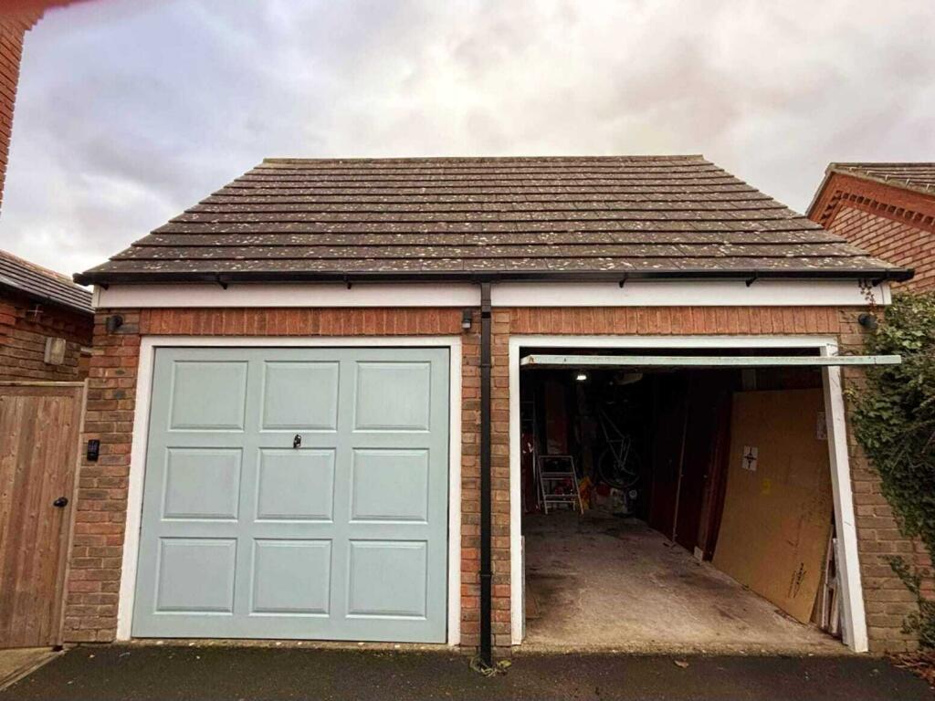 bbfd682b-f501-4db0-ade1-2b30e8a679b0