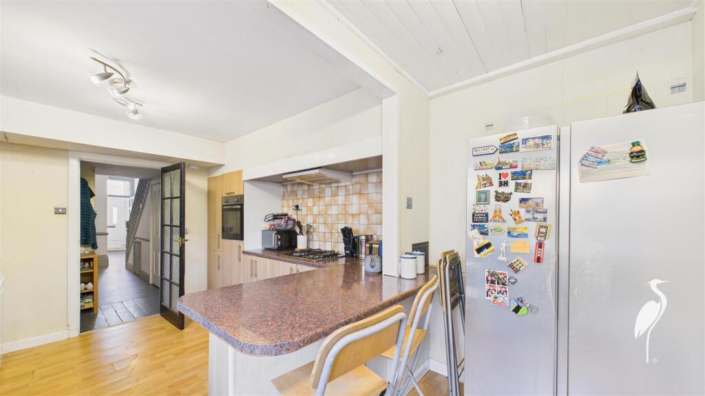 Breakfasting Kitchen