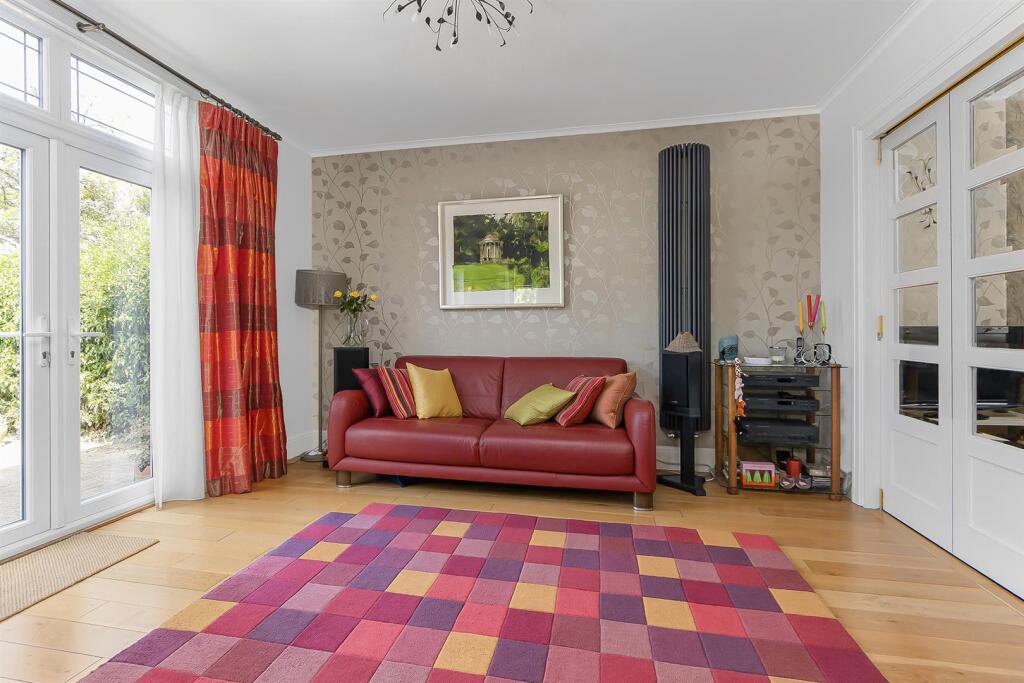 12 Longrood Road (23).jpg