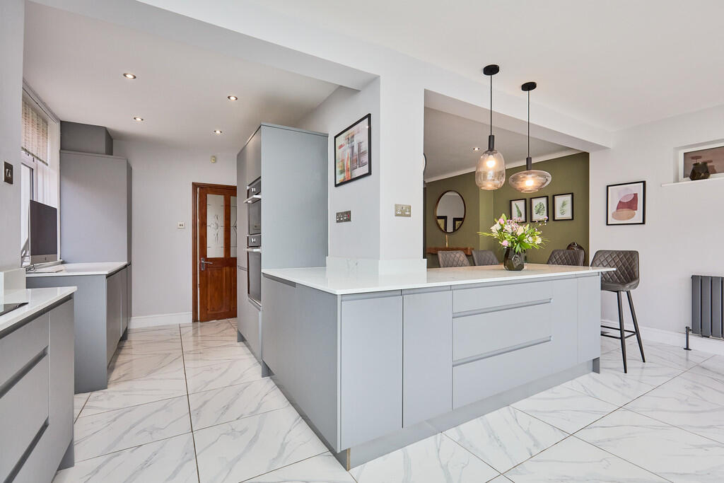 Edward Knight 202...