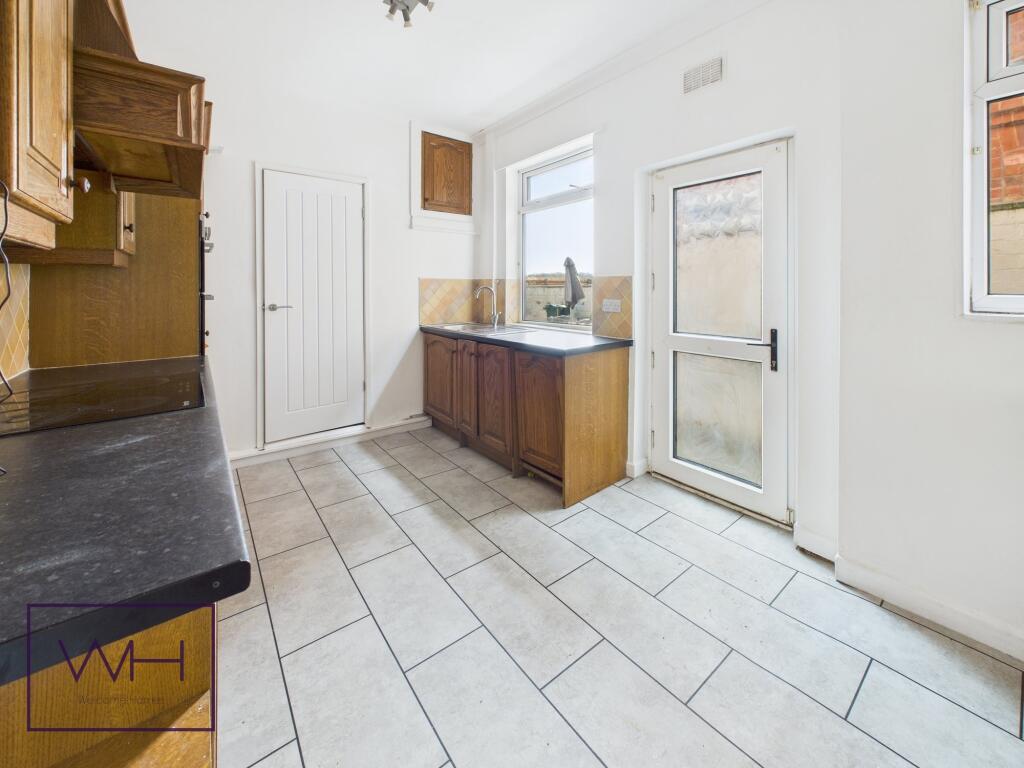 CAM03785G0-PR0245-ST