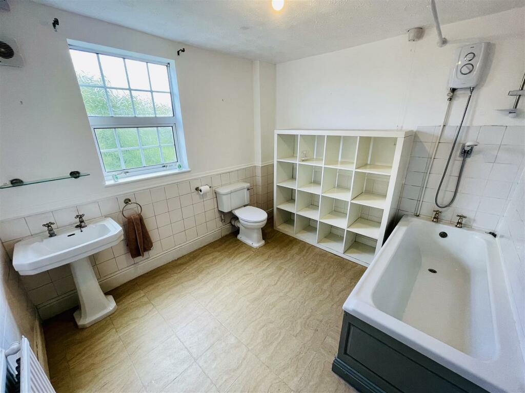 Family Bathroom
