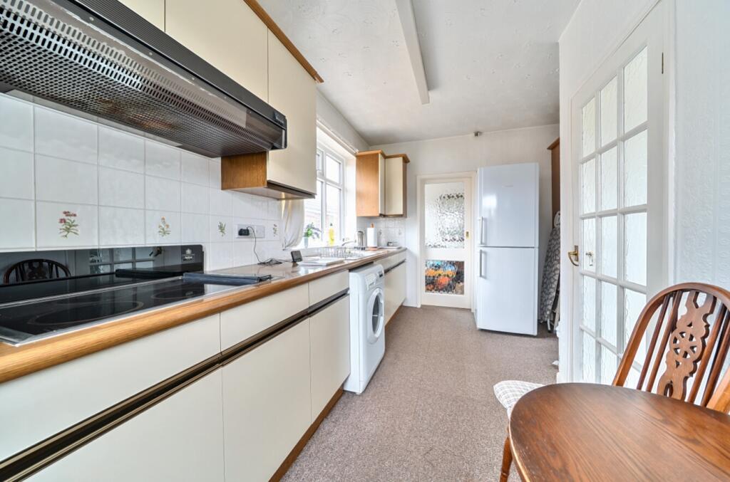 1340522-10-68a64371696fd