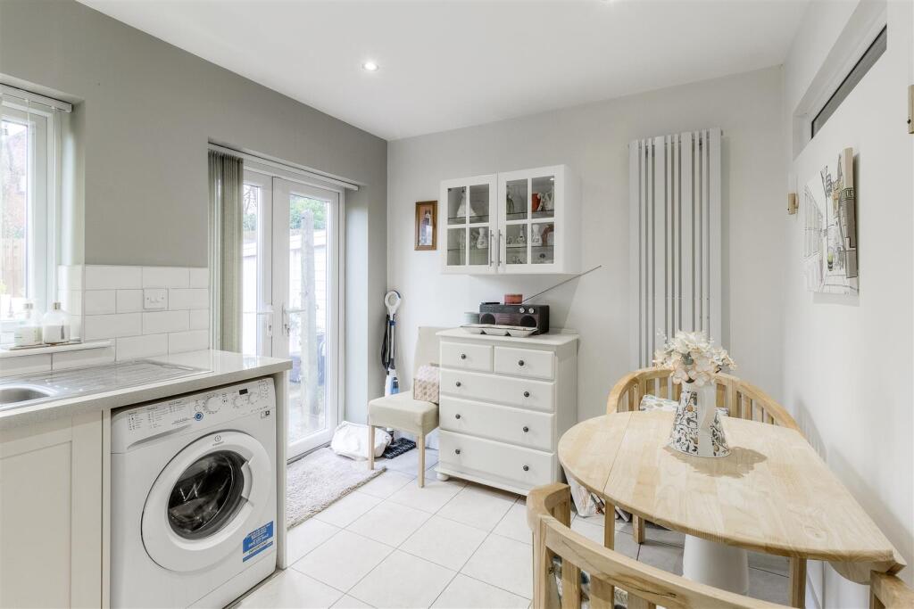 Kitchen/Breakfast Room