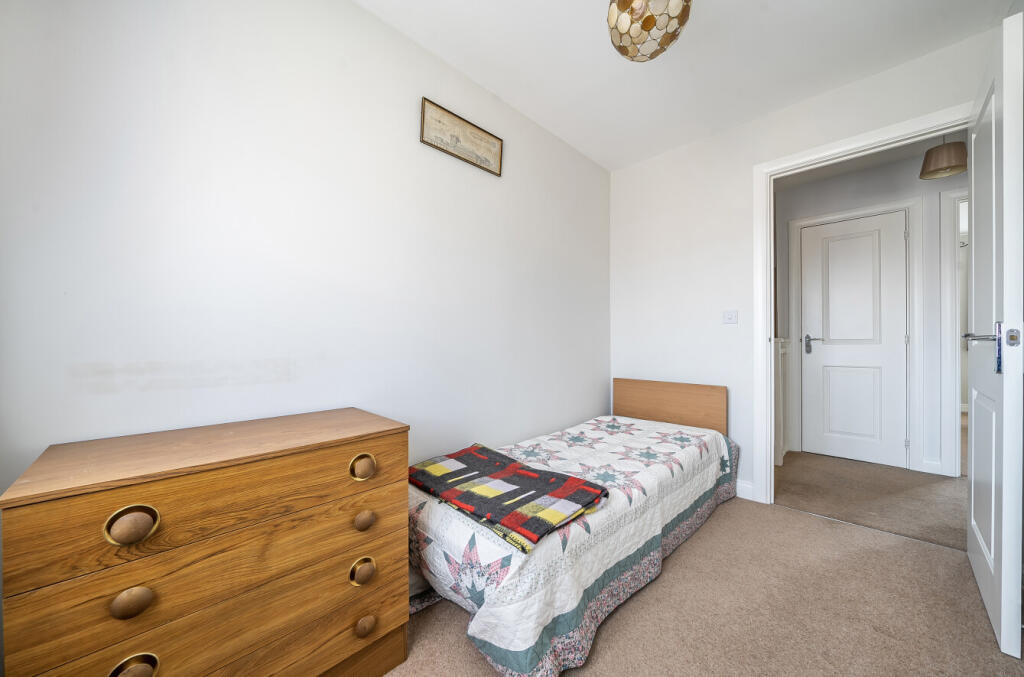 1336228-12-689b67...