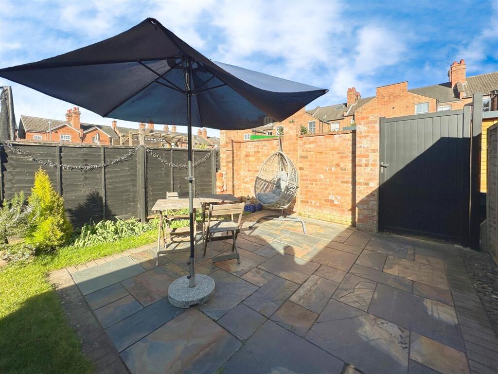 58d30fcf-image_picker_823CB512-419C-4EF6-B88B-1CD7