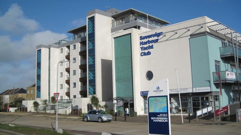 10 Harbour Club Apartments Front Use.JPG