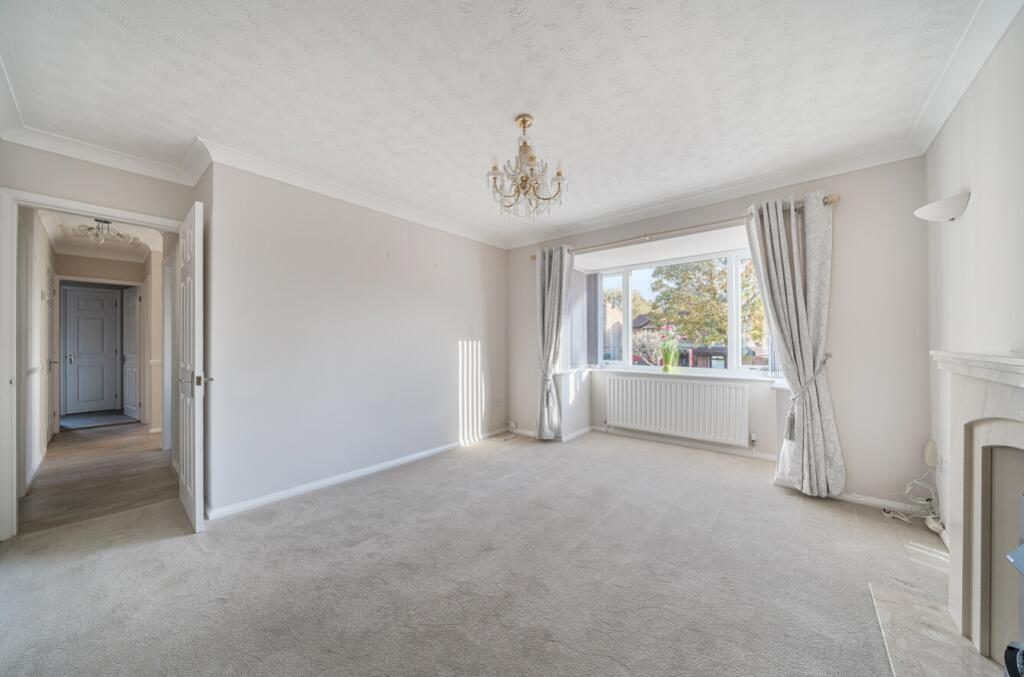 1372042-20-68f7a510b514a