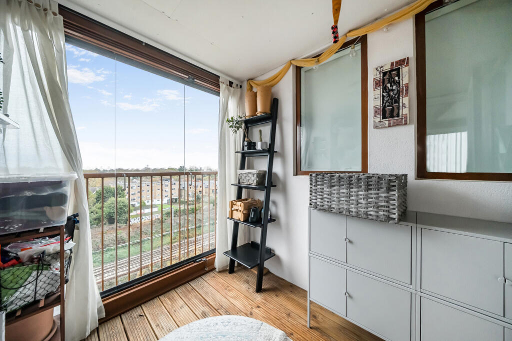 1384033-3-69283d3...