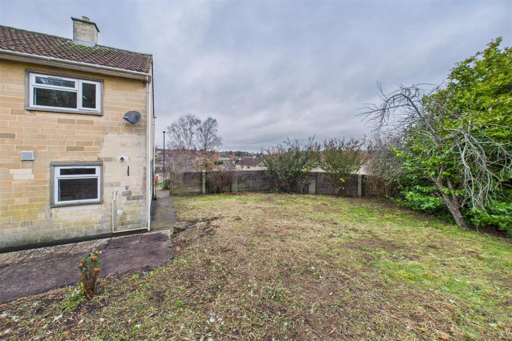 85 Stirtingale Road, Kingsway, Bath BA2 2NG | Free