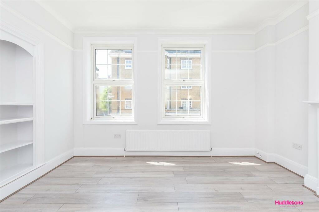 130A Chalton Street-2.jpg