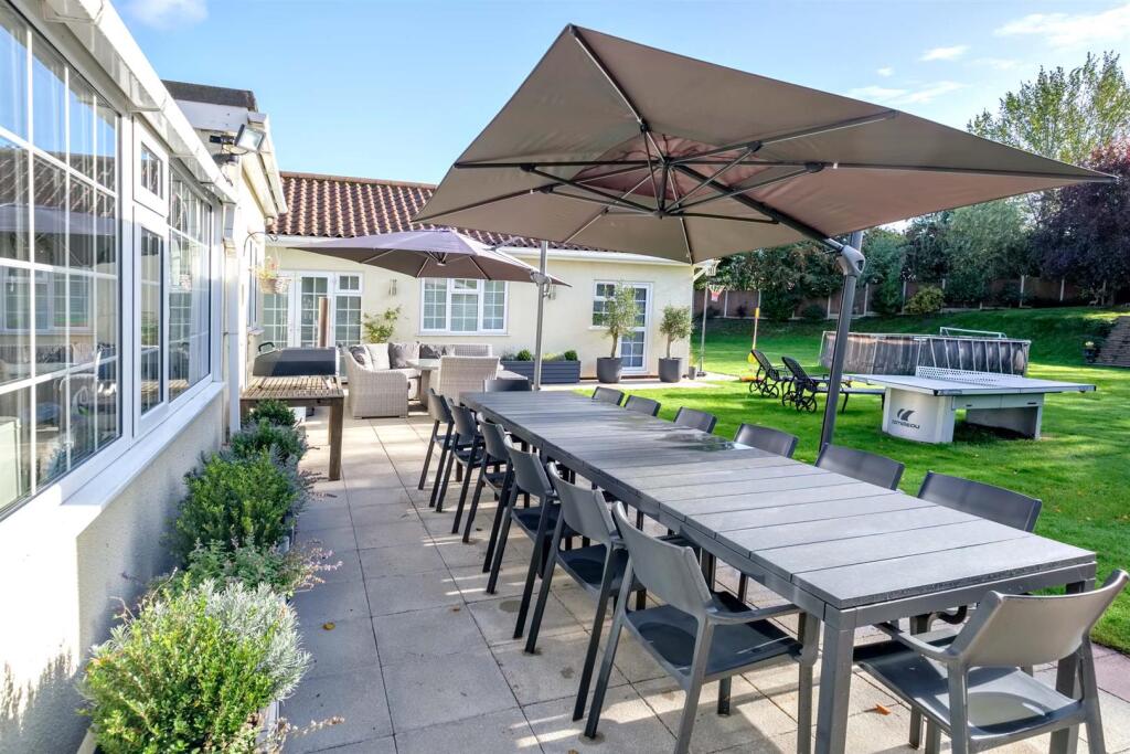 Patio. jpg.jpg