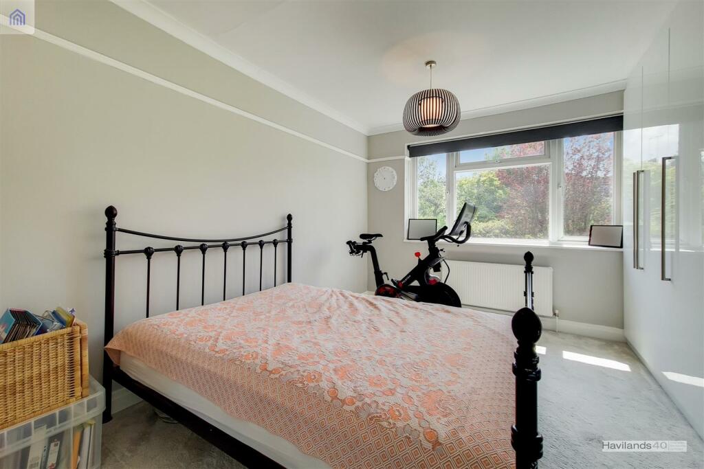 15_Bedroom  3-0.jpg